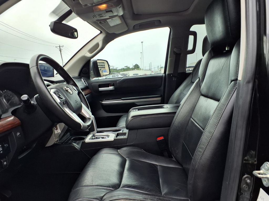 Used 2017 Toyota Tundra Limited w/ Limited Premium Package AWD/4WD image 16