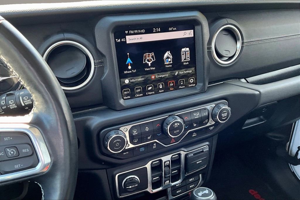 Used 2023 Jeep Wrangler Unlimited Sahara w/ Cold Weather Group image 9