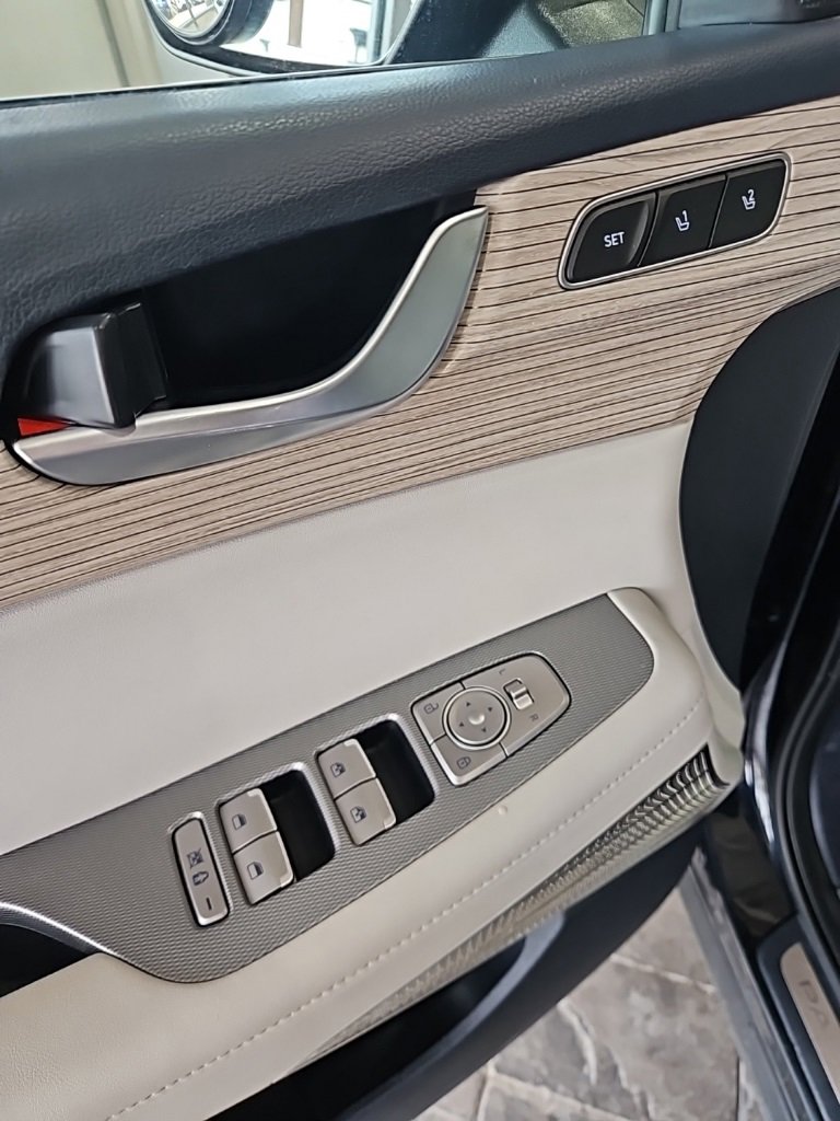 Used 2022 Hyundai Palisade Limited image 29