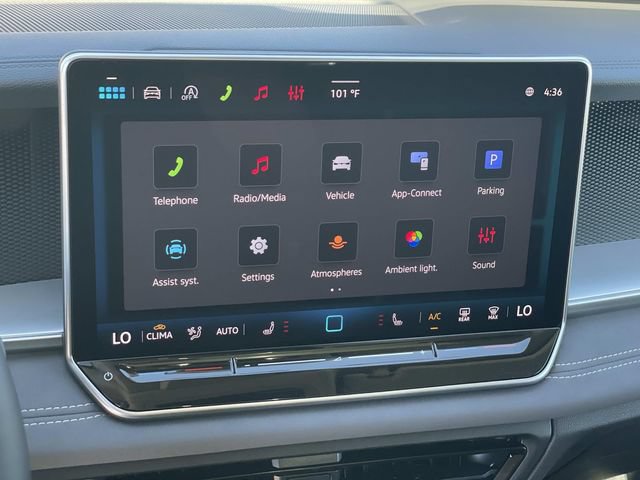 New 2026 Volkswagen Tiguan SE FWD image 13