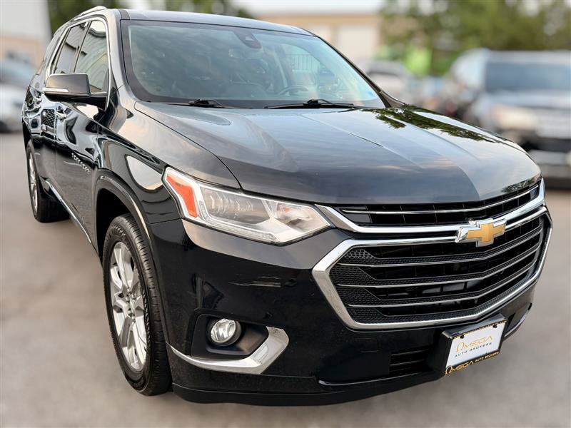 Used 2019 Chevrolet Traverse Premier AWD/4WD image 3