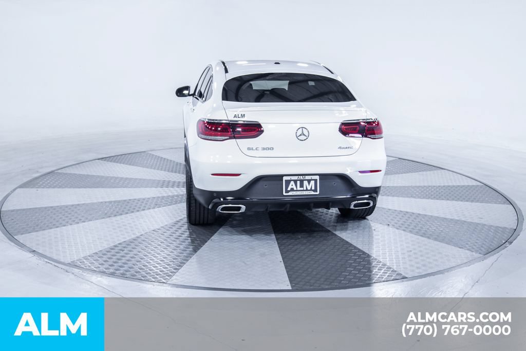 Used 2022 Mercedes-Benz GLC 300 4MATIC Coupe image 9