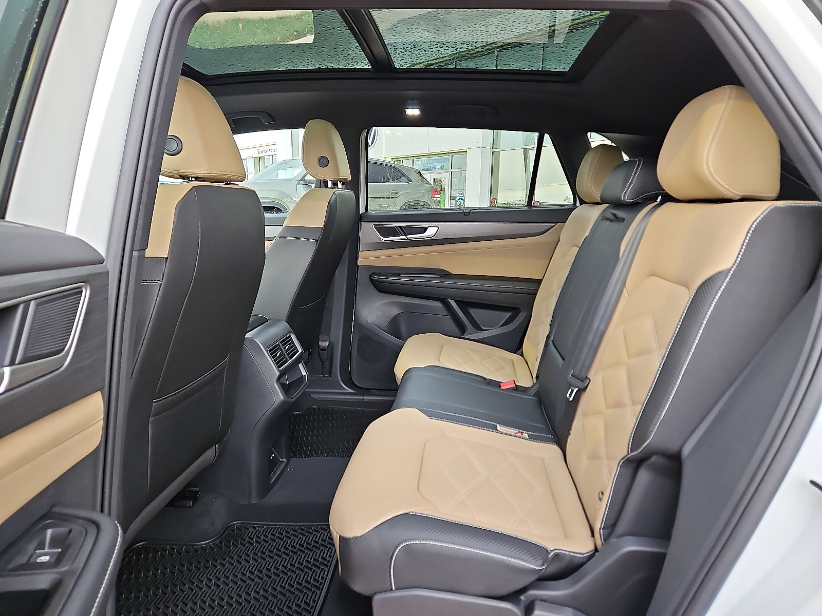 New 2026 Volkswagen Atlas Cross Sport SE image 9