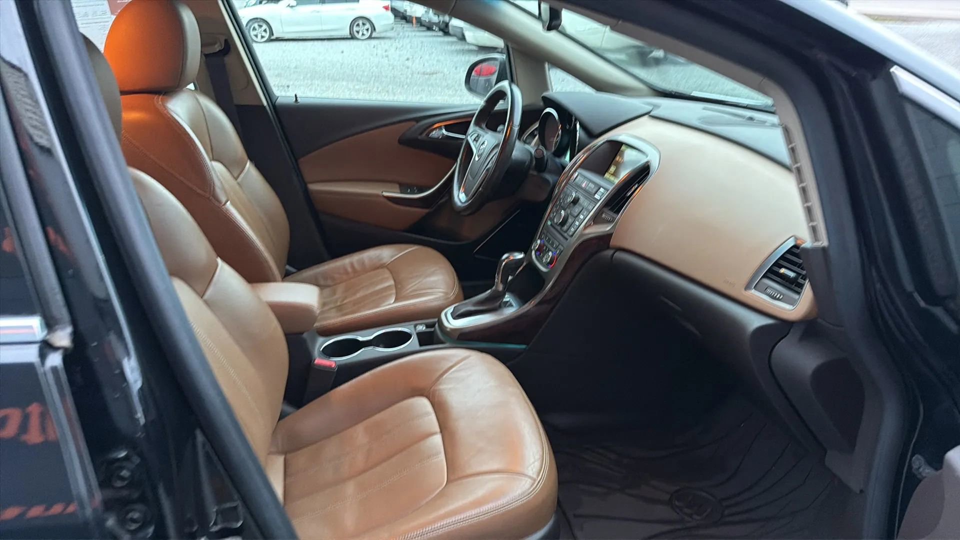 Used 2012 Buick Verano Leather image 14