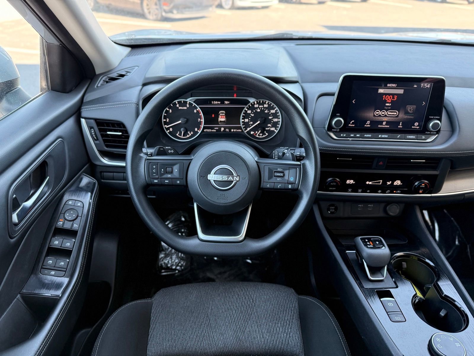 Used 2024 Nissan Rogue SV image 26