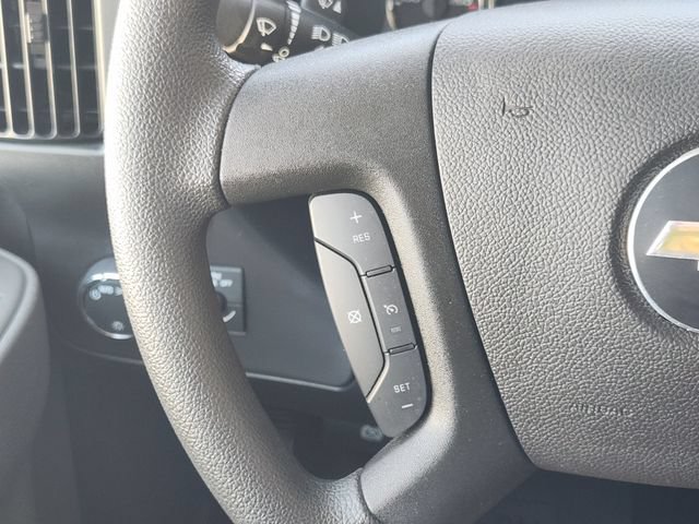 Used 2025 Chevrolet Express 3500 LS RWD image 31