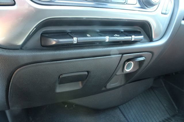 Used 2018 Chevrolet Silverado 1500 LT w/ All Star Edition AWD/4WD image 18