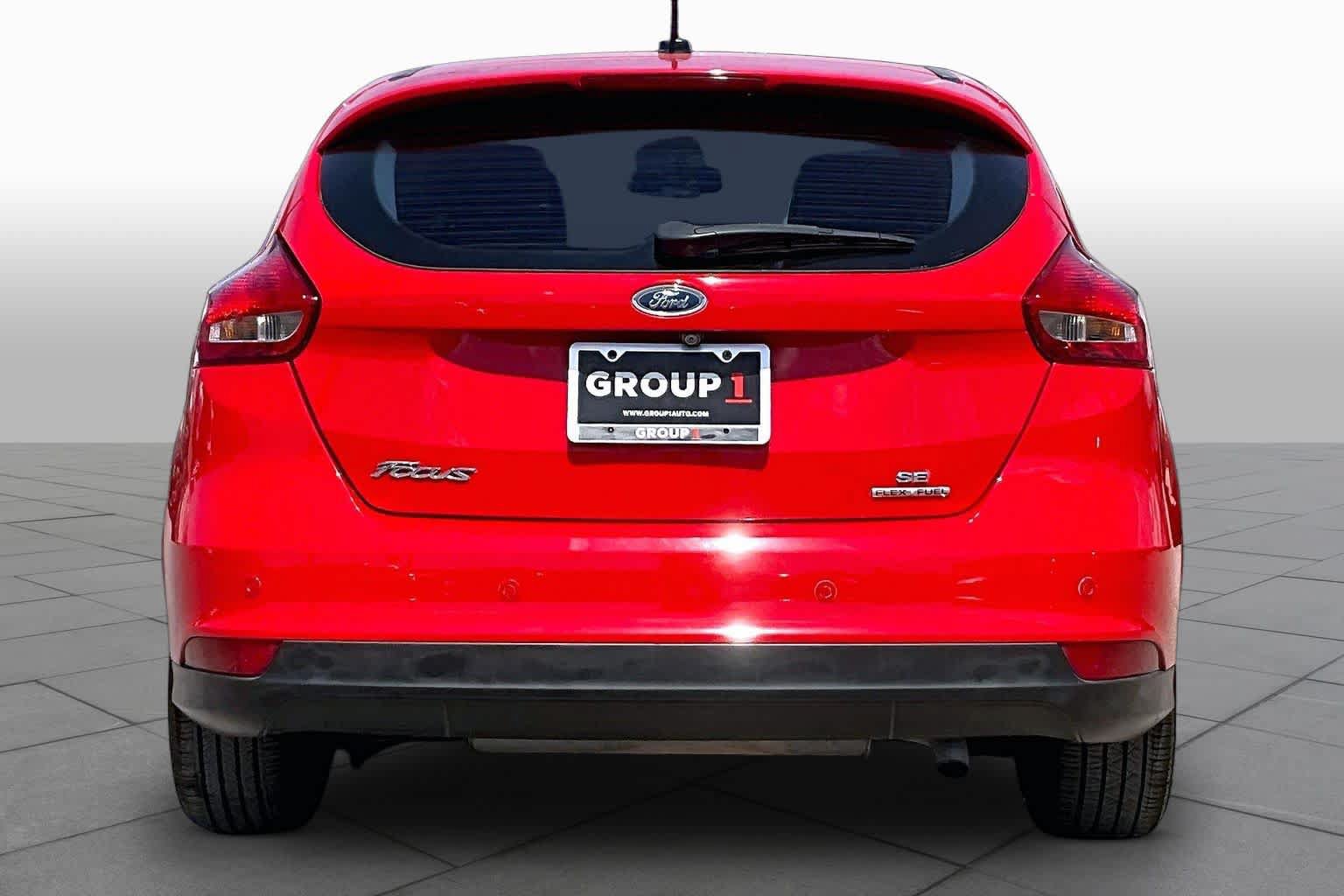 Used 2016 Ford Focus SE w/ Equipment Group 201A FWD image 5