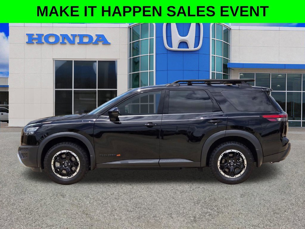 Used 2024 Nissan Pathfinder Rock Creek AWD/4WD image 6