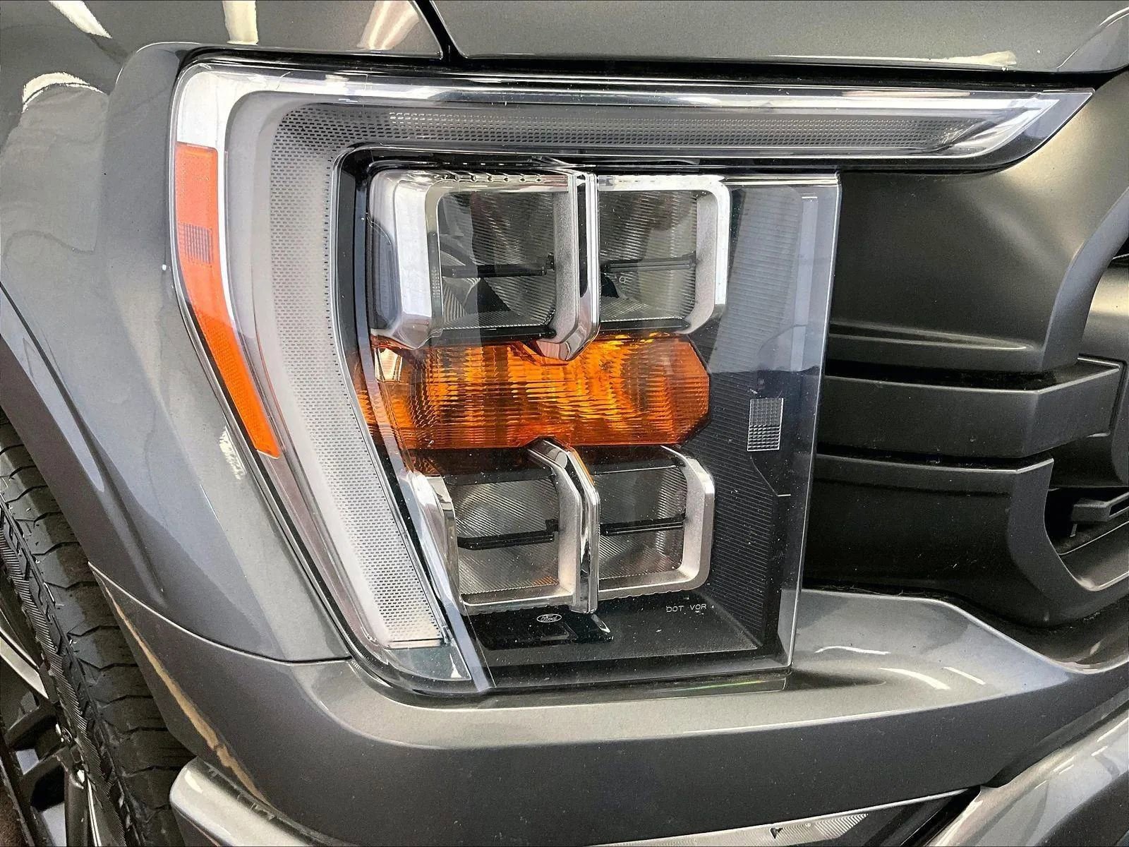 Certified 2022 Ford F150 XLT w/ Equipment Group 302A High image 27