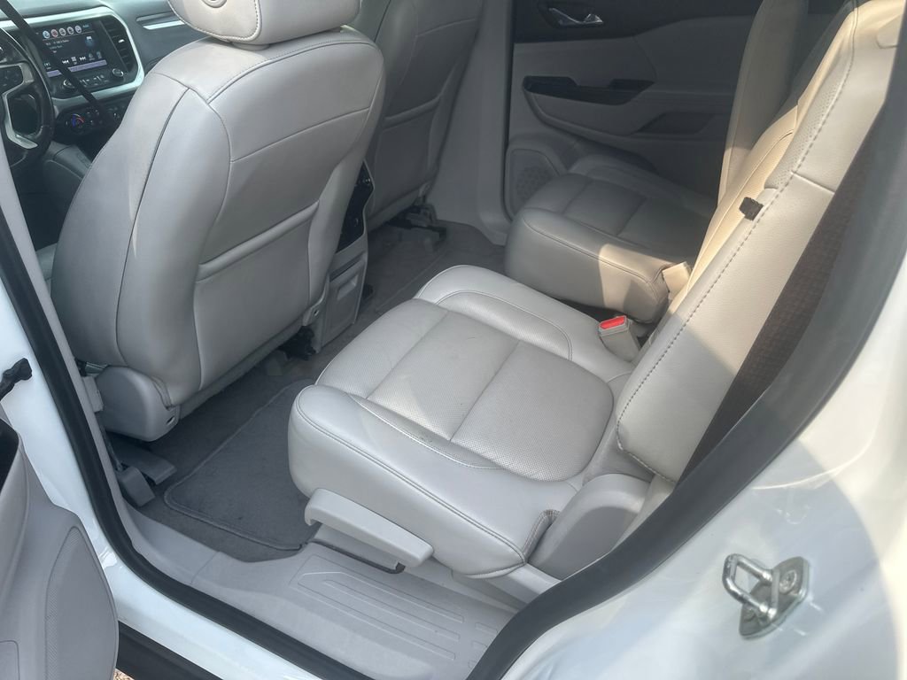Used 2018 GMC Acadia SLT FWD image 16