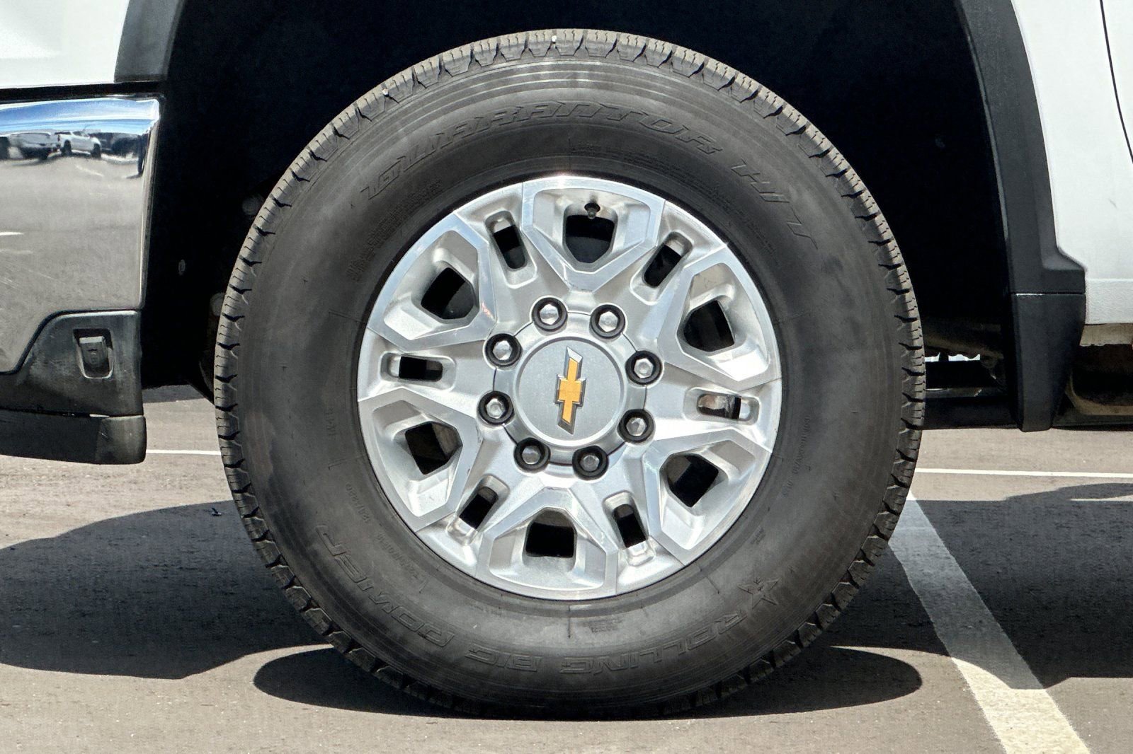 Used 2024 Chevrolet Silverado 3500 LT image 36