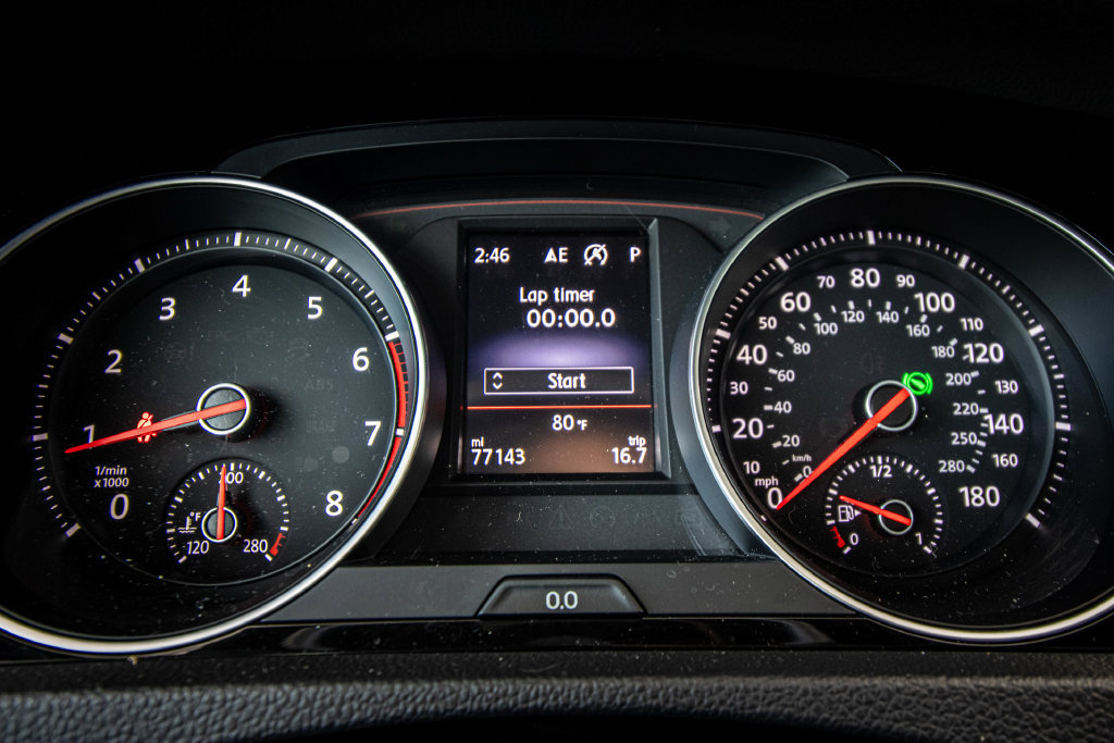 Used 2019 Volkswagen GTI SE FWD image 39
