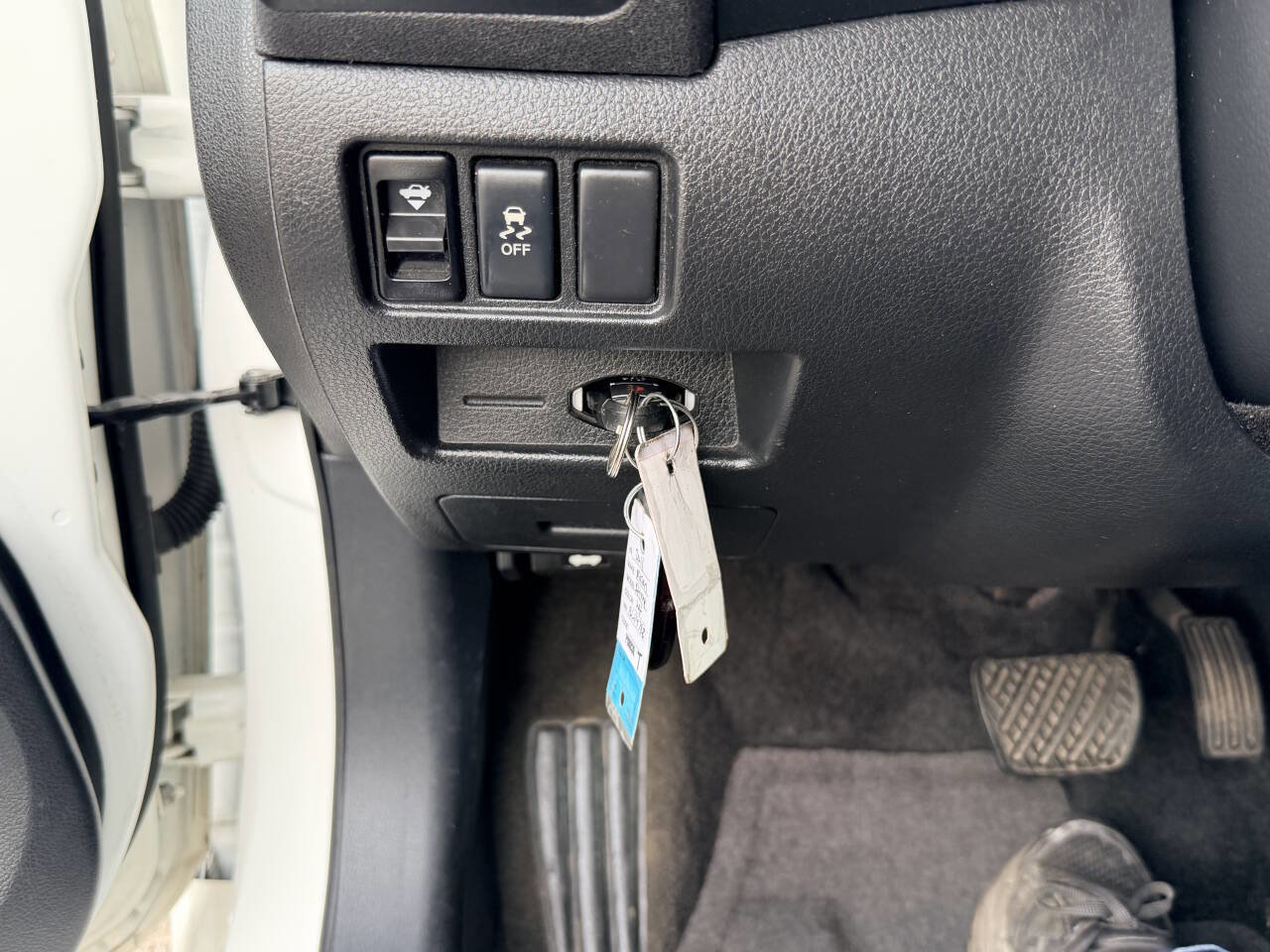 Used 2011 Nissan Altima 2.5 S w/ 2.5S Premium Pkg FWD image 16