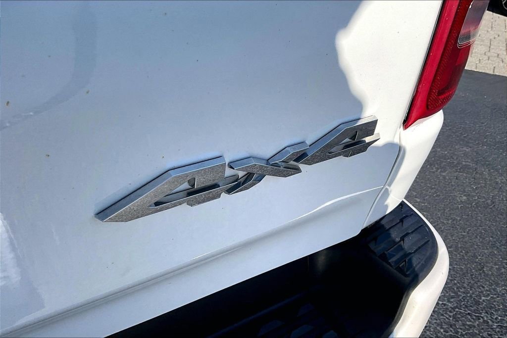 Used 2022 RAM 1500 Limited w/ Body-Colour Bumper Group image 22