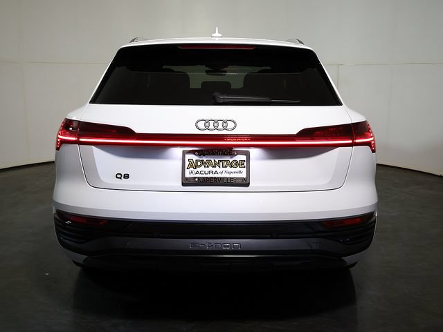 Used 2024 Audi Q8 e-tron Premium Plus w/ Premium Plus Package AWD/4WD image 10
