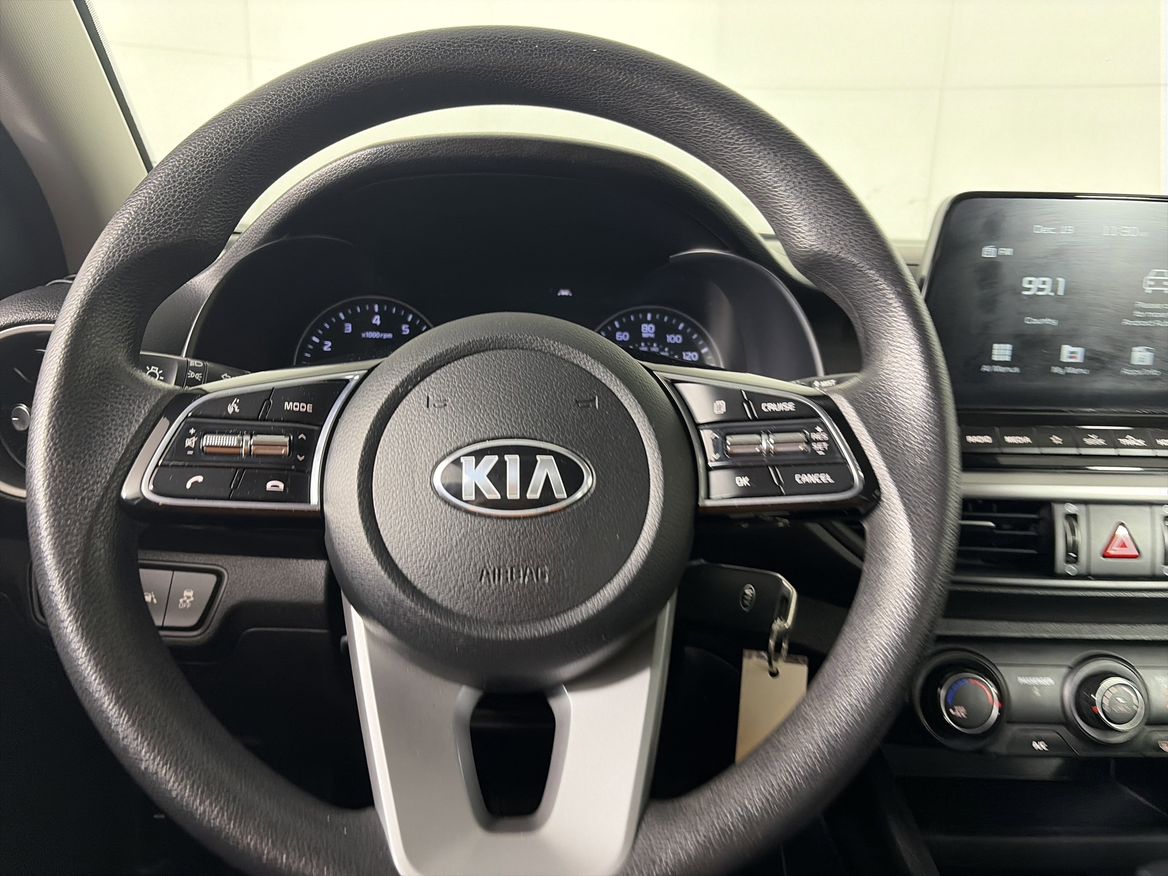 Used 2021 Kia Forte LXS image 30