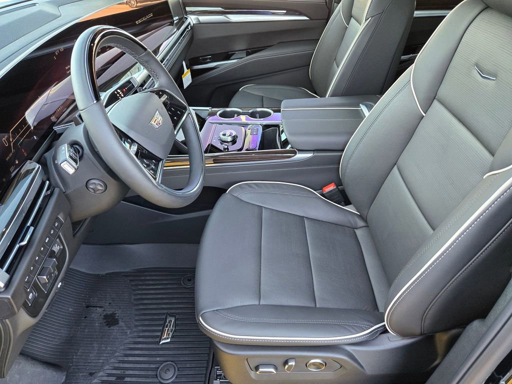 New 2026 Cadillac Escalade Luxury w/ Touring Package image 11