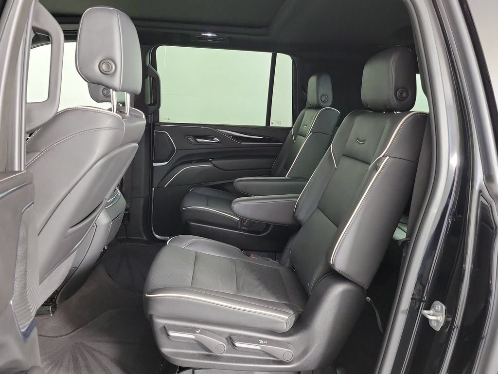 Certified 2024 Cadillac Escalade ESV Sport AWD/4WD image 12