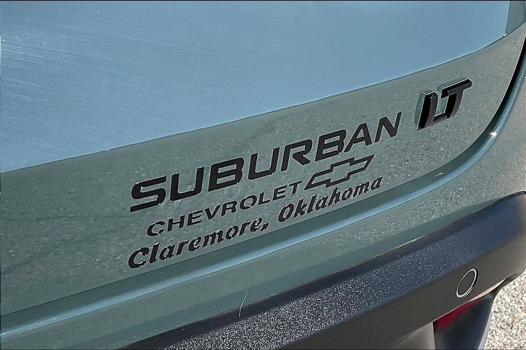 Used 2025 Chevrolet Trax LT w/ Sunroof Package FWD image 28