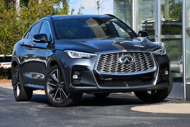 Used 2023 INFINITI QX55 Sensory w/ Lighting Package AWD/4WD image 5