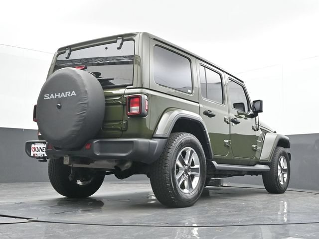 Used 2021 Jeep Wrangler Unlimited Sahara w/ Dual Top Group AWD/4WD image 22