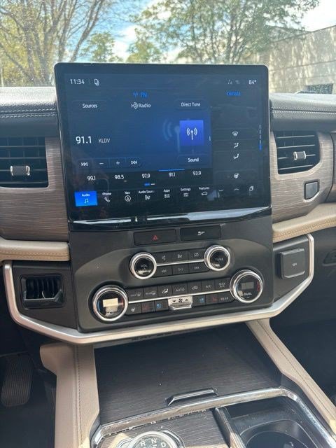 Certified 2022 Ford Expedition Max Limited AWD/4WD image 19