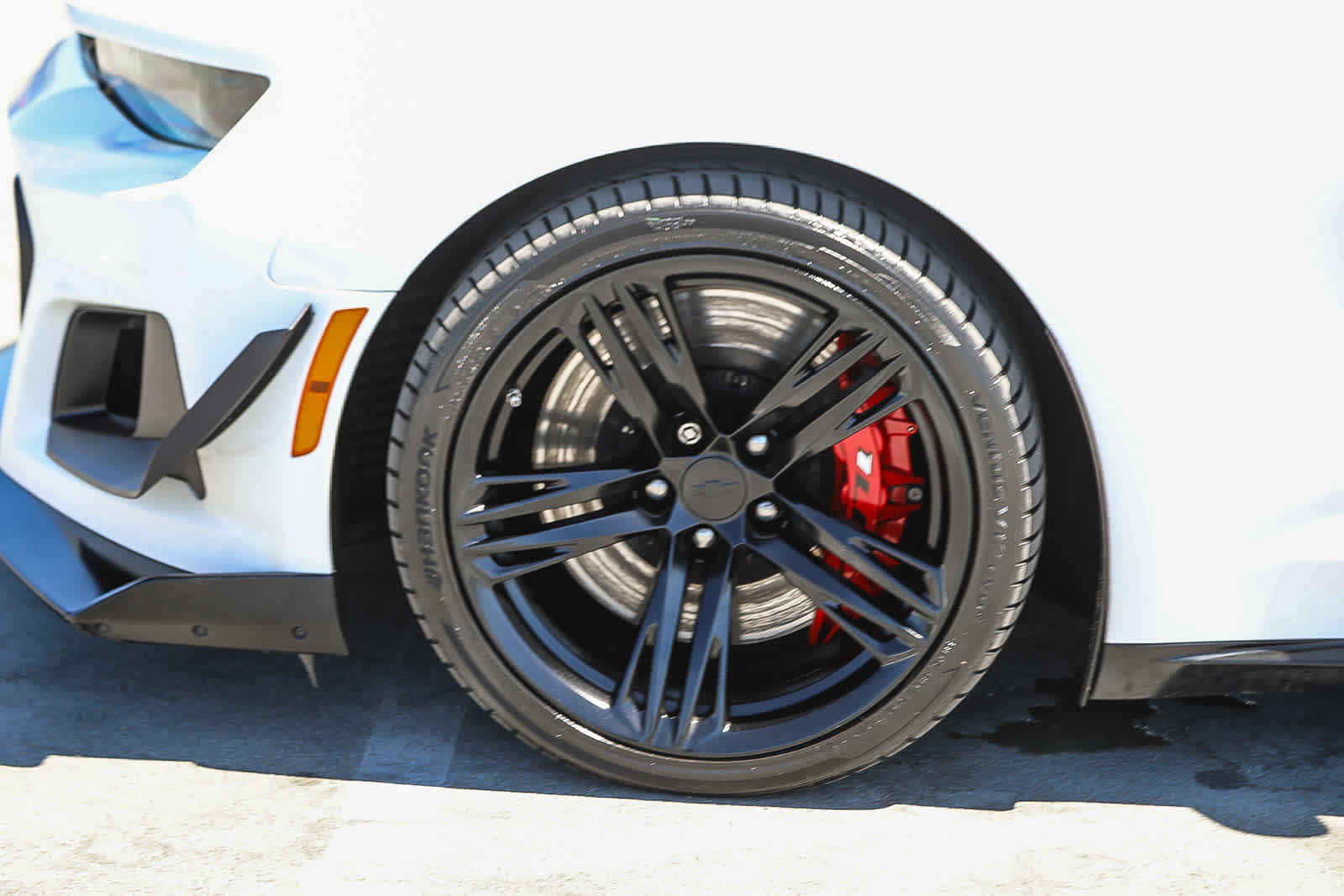 Used 2018 Chevrolet Camaro ZL1 RWD image 10