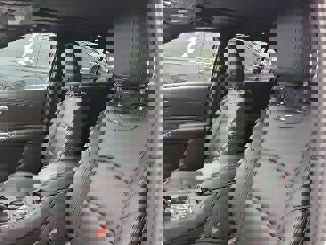 Certified 2022 Cadillac XT4 Sport w/ Enhanced Visibility Package image 11