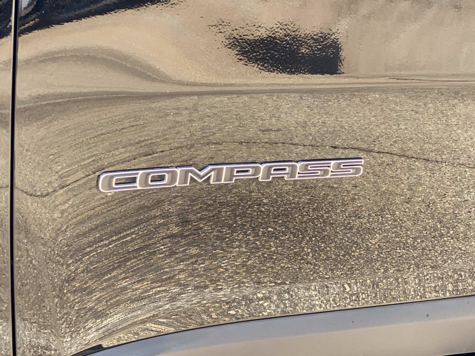 Used 2021 Jeep Compass Latitude w/ Sun and Sound Group image 13