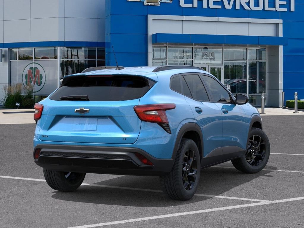 New 2026 Chevrolet Trax LT w/ Driver Confidence Package FWD image 4