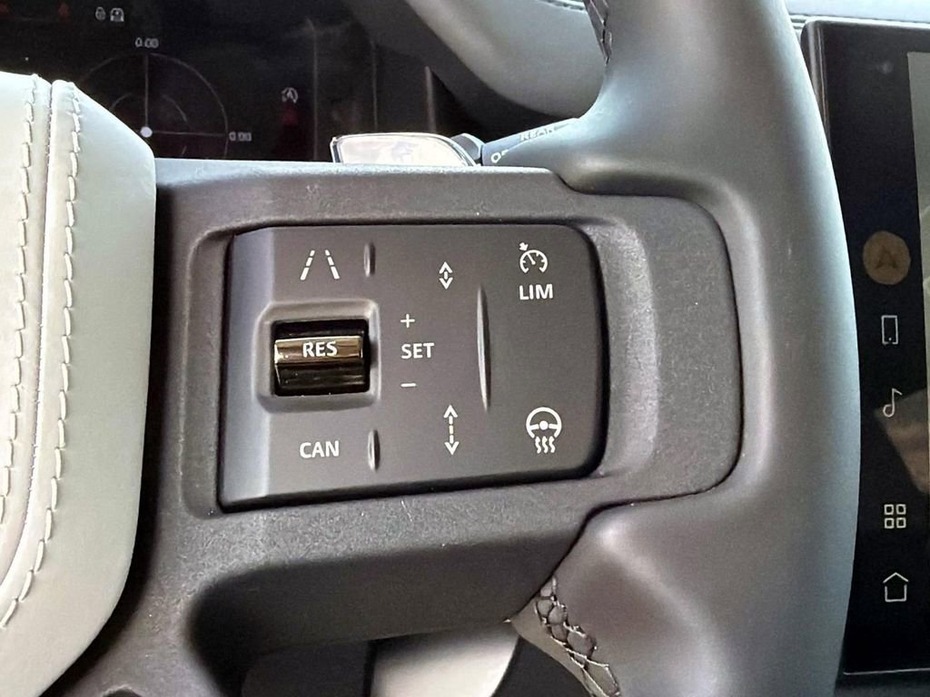New 2026 Land Rover Defender 110 OCTA image 30
