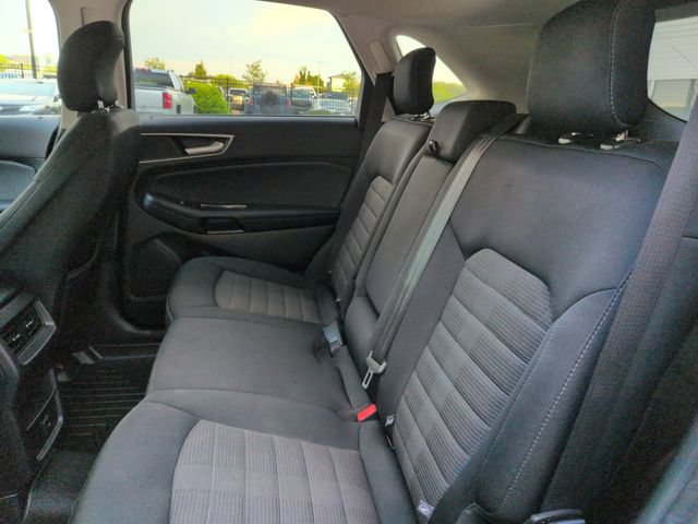 Used 2019 Ford Edge SEL w/ Cold Weather Package AWD/4WD image 26