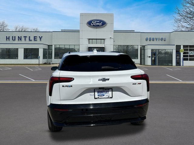 Used 2024 Chevrolet Blazer EV RS AWD/4WD image 4