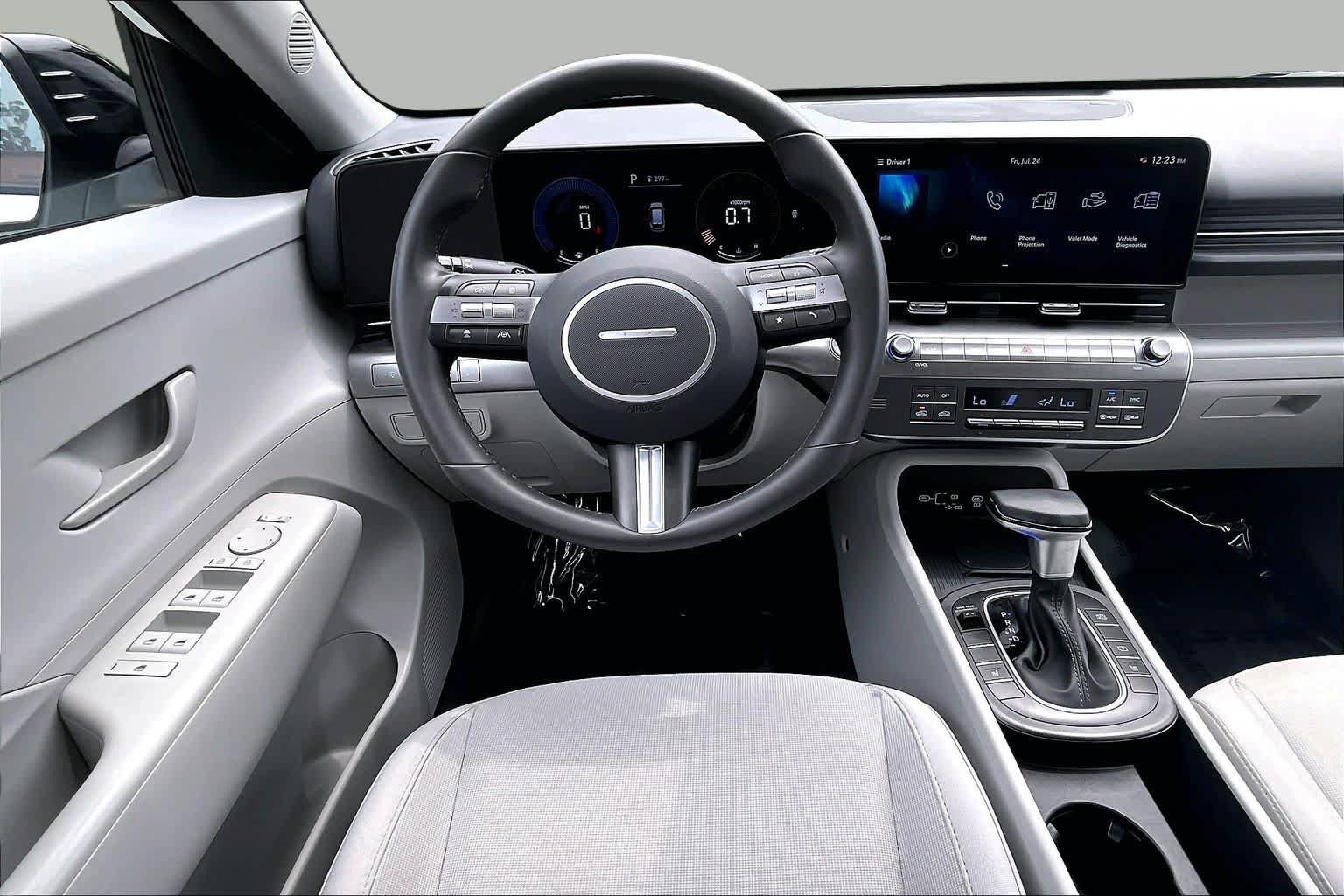 Used 2026 Hyundai Kona SEL Sport FWD image 6