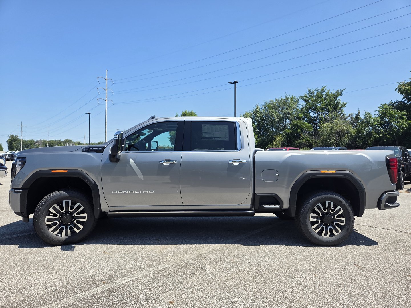 New 2026 GMC Sierra 2500 Denali Ultimate AWD/4WD image 15