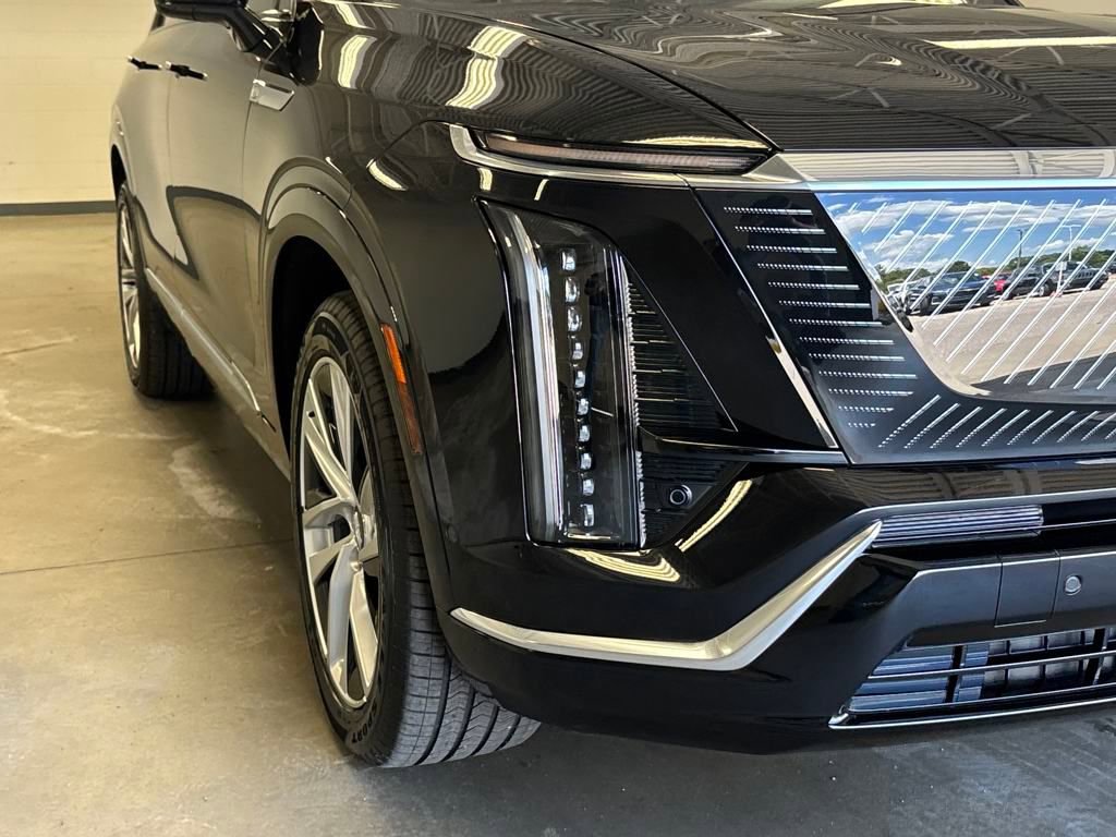 New 2026 Cadillac Vistiq Luxury image 3