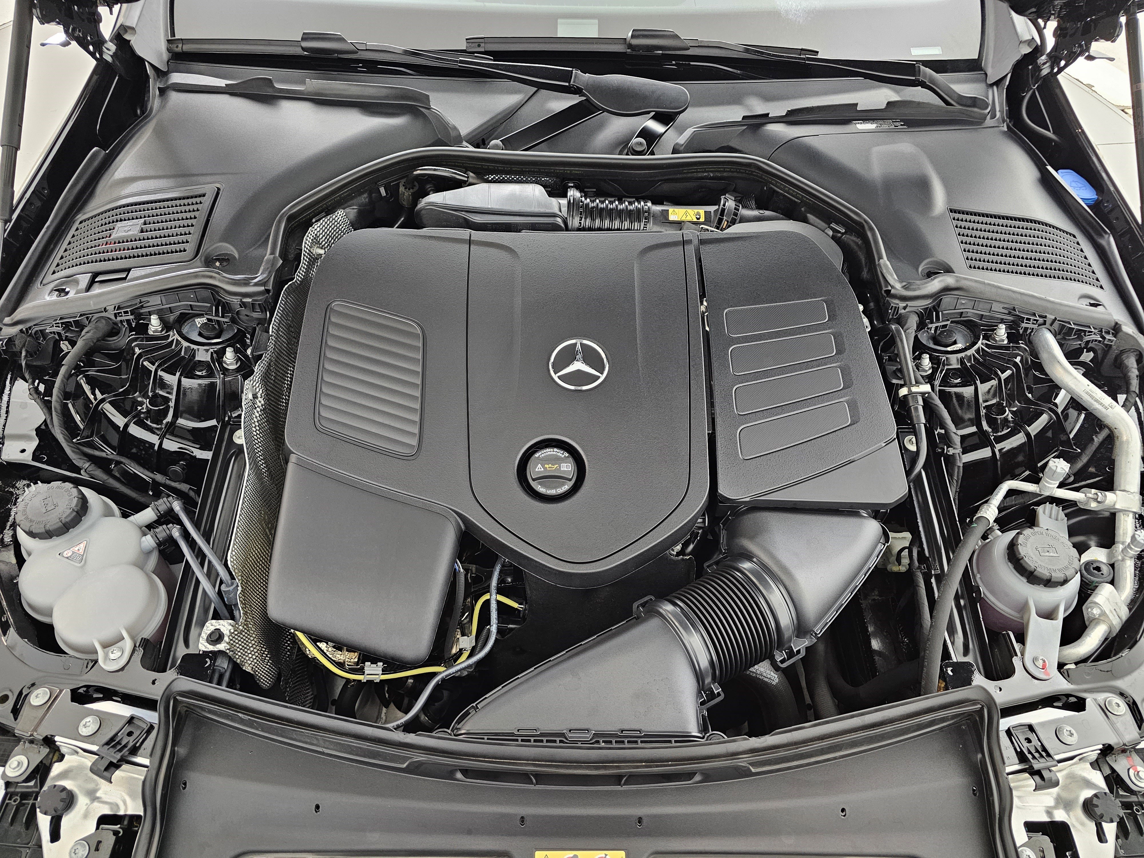 Certified 2025 Mercedes-Benz C 300 4MATIC Sedan image 47