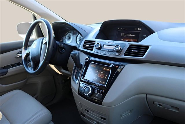 Used 2016 Honda Odyssey SE image 20