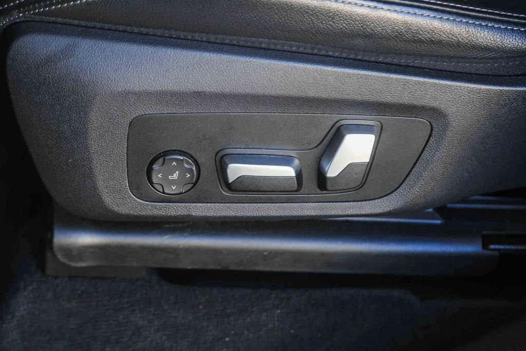 Certified 2022 BMW X3 sDrive30i w/ Convenience Package w/ZPA RWD image 18