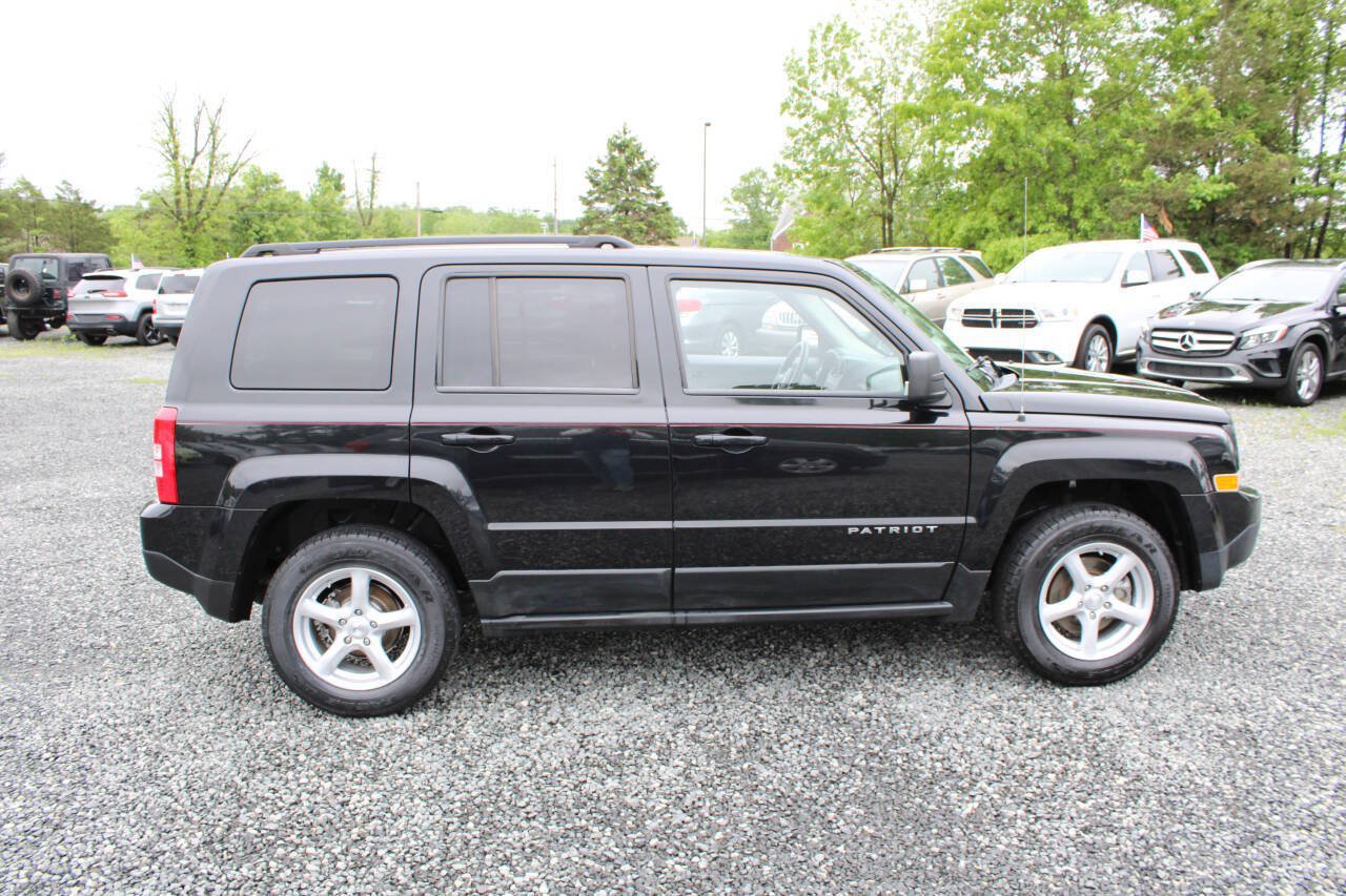Used 2011 Jeep Patriot Sport w/ PWR Value Group AWD/4WD image 6