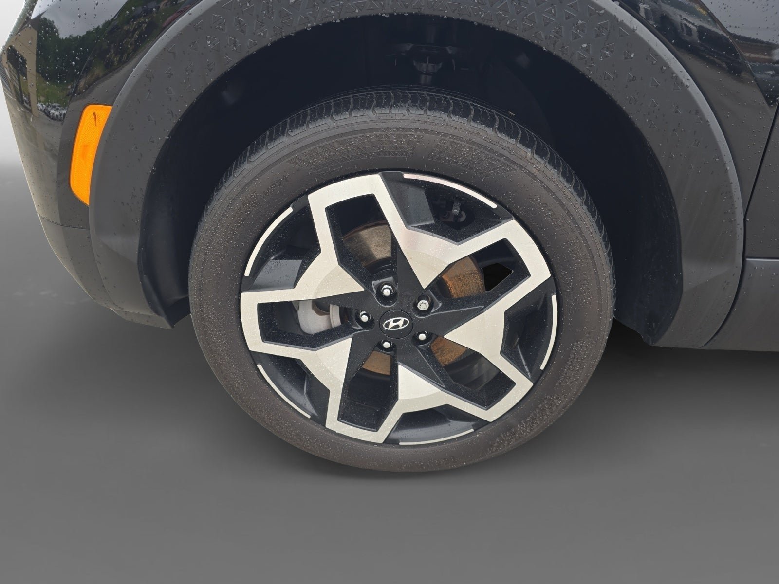 Certified 2024 Hyundai Santa Cruz Limited AWD/4WD image 9