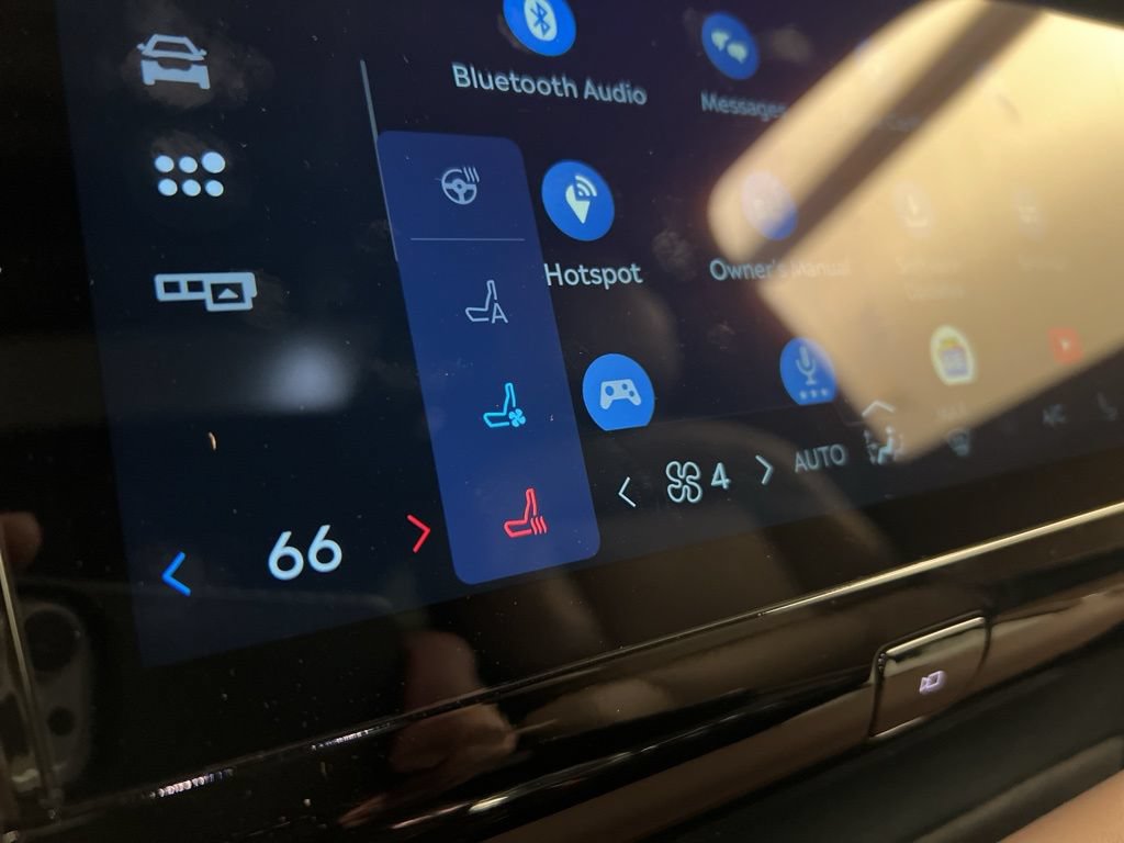New 2025 Lincoln Navigator Black Label AWD/4WD image 15