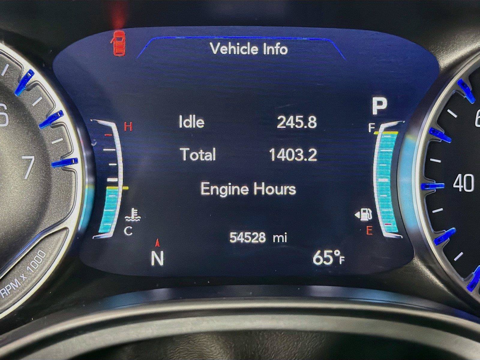 Used 2025 Chrysler Pacifica Limited FWD image 18
