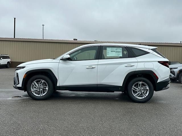 New 2026 Hyundai Tucson SE image 2