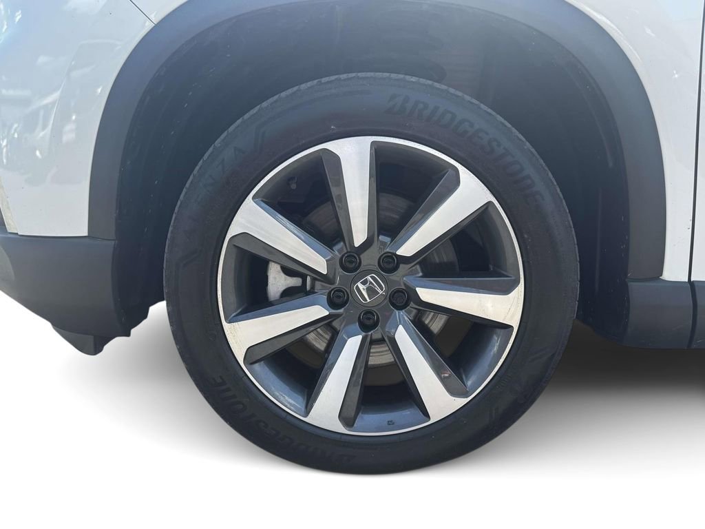 Used 2023 Honda Pilot Touring image 9