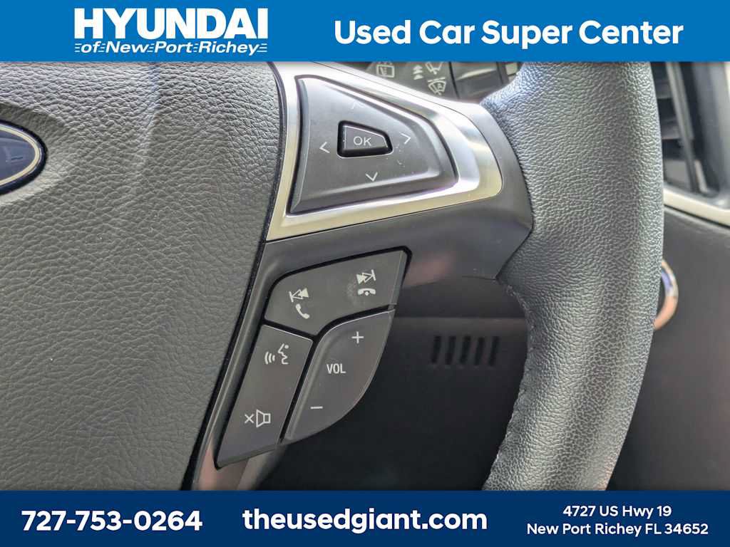 Used 2020 Ford Edge SEL FWD image 33