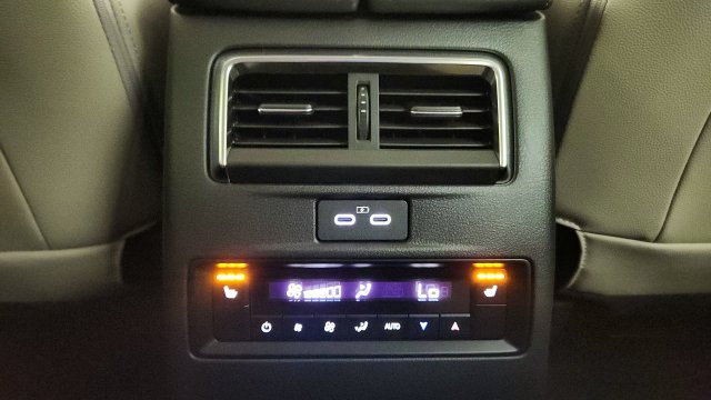 New 2026 MAZDA CX-90 Plug-In Hybrid w/Premium Sport AWD/4WD image 31