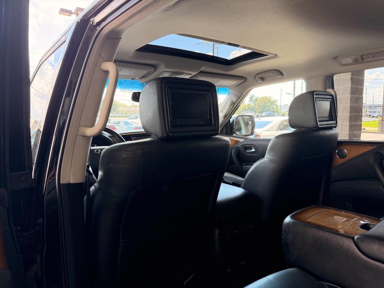 Used 2012 INFINITI QX56 4WD w/ Theater Pkg image 22