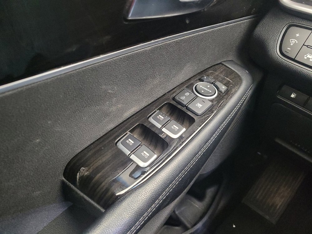 Used 2019 Kia Sorento EX image 27